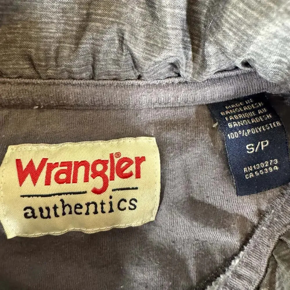 Wrangler Authentics Men's Quarter-Zip Gray Fleece Pullover